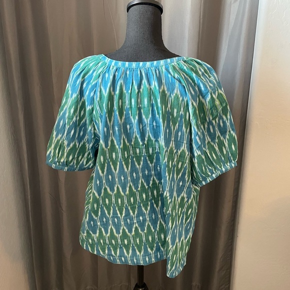 81. Sundance, Button Down Blouse, Size L, EUC - Picture 2 of 6